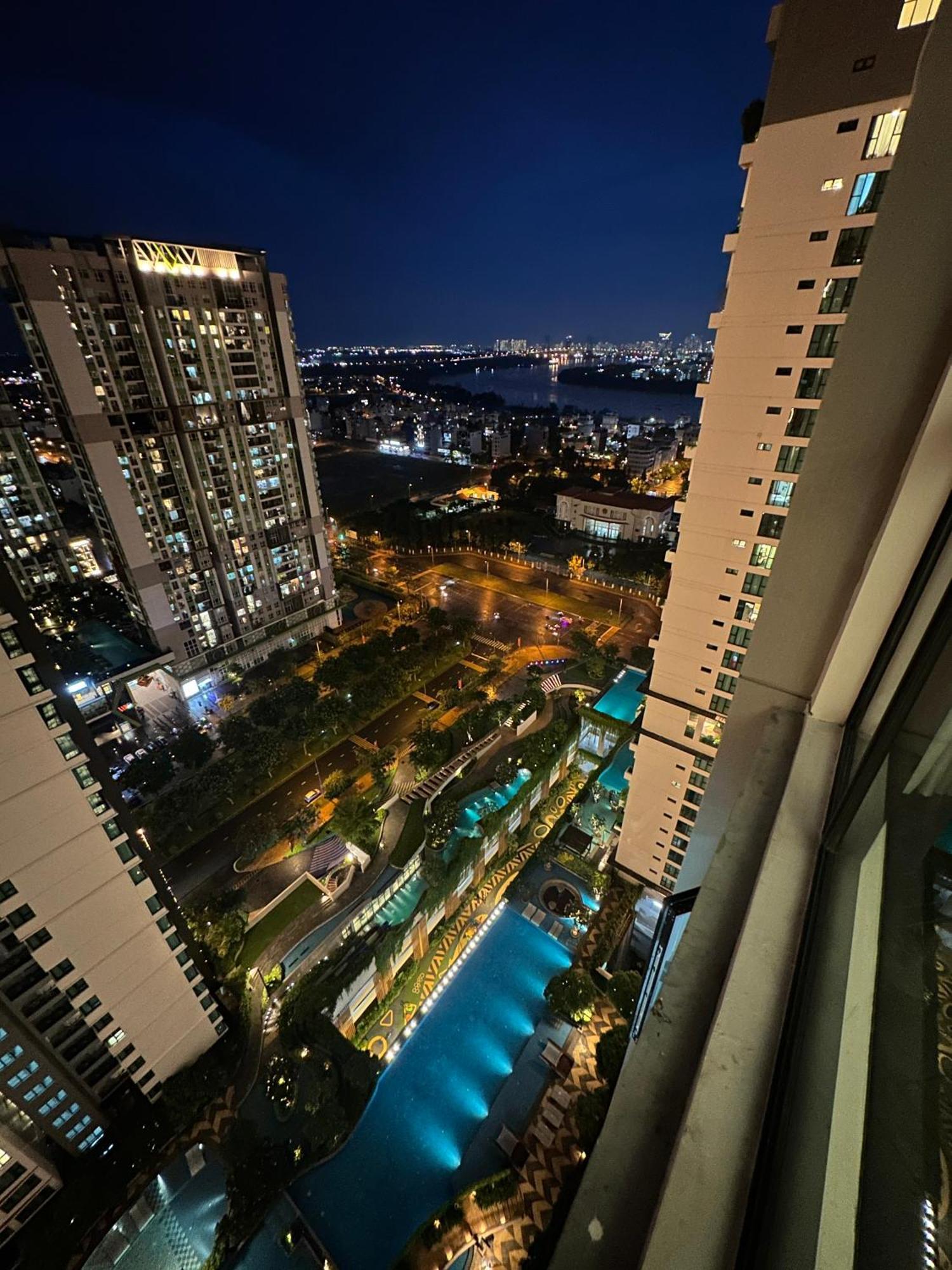 Feliz Luxurry Duplex Apartment Saigon مدينة هوشي منه المظهر الخارجي الصورة